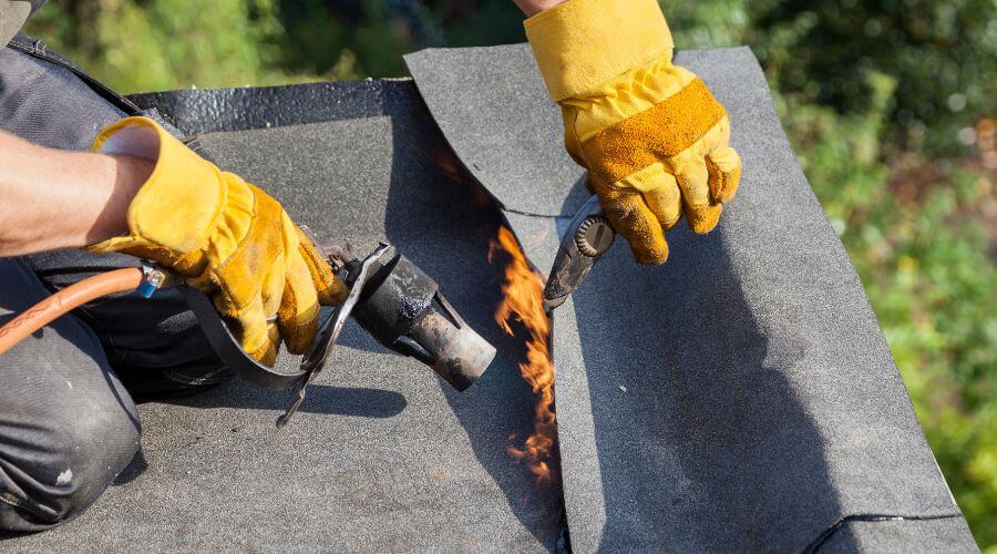 Professional flood damage restoration services in Bellwood, NE